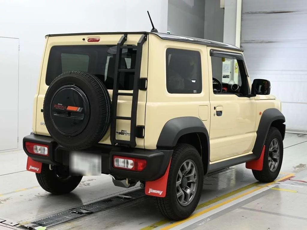 Suzuki Jimny Sierra JB74W 2022
